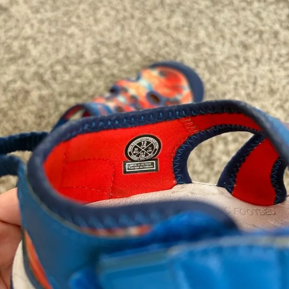 Size 12 / Girls KEEN Sandals